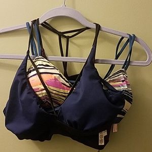 Victoria's Secret Sports Bras Set of 4 size Large
